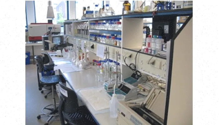 پاورپوینت علائم ایمنی آزمایشگاه + تصاویر